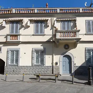 Apartment Lo Sdrucciolo, Florence